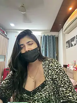 alizahincontrol (F young) - FINGERING HARD 💦