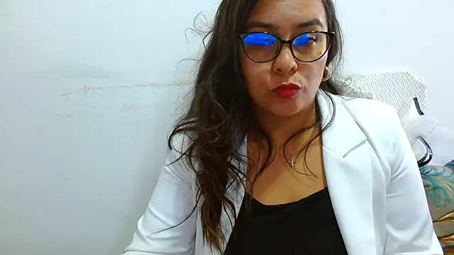 ixchel_anaid (F milf) - Zoom pussy
