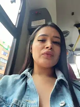Sara_fun live webcam show
