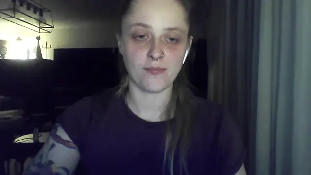 LeaWetGirl webcam