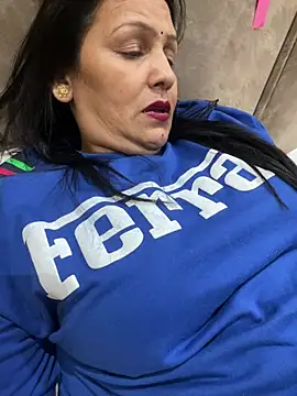 simmy14321 (F milf) - Hyyy Guys