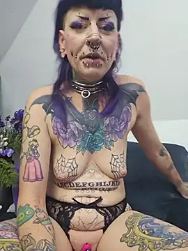 Purple_Coffin666 live cam on StripChat