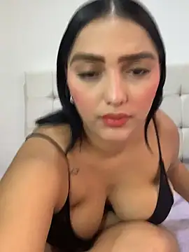 Mia_em webcam