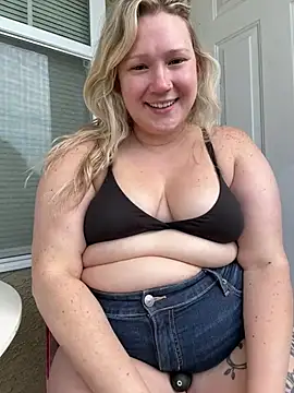 PiggyRose webcam