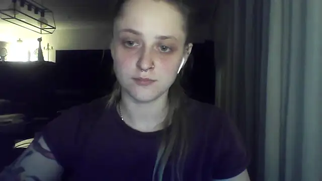 LeaWetGirl webcam