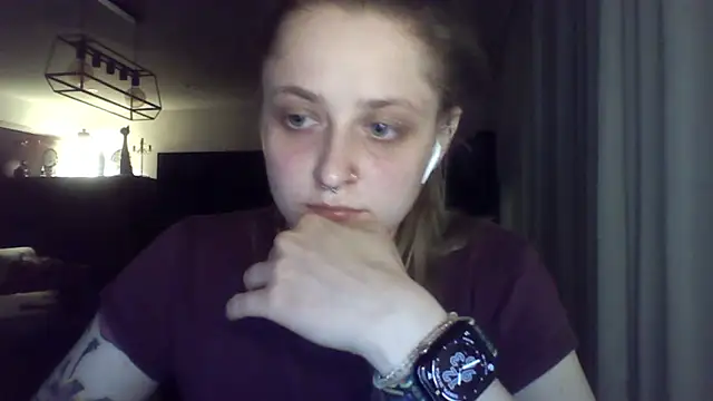 LeaWetGirl webcam