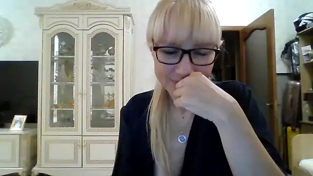 BarbaraKim live cam on StripChat