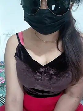 Aarti909090 webcam