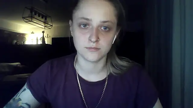 LeaWetGirl webcam