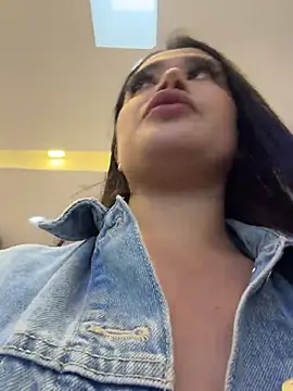 sara_fun (F young) - Risky show in street make me big cum