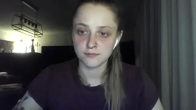 LeaWetGirl webcam