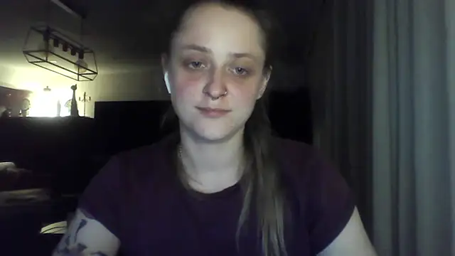 LeaWetGirl live cam on StripChat