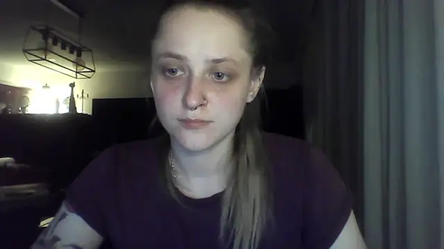 LeaWetGirl webcam