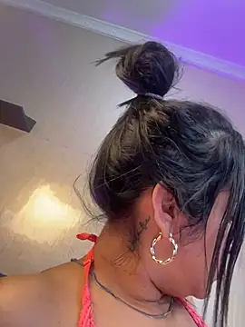 kendall_flower live cam on StripChat