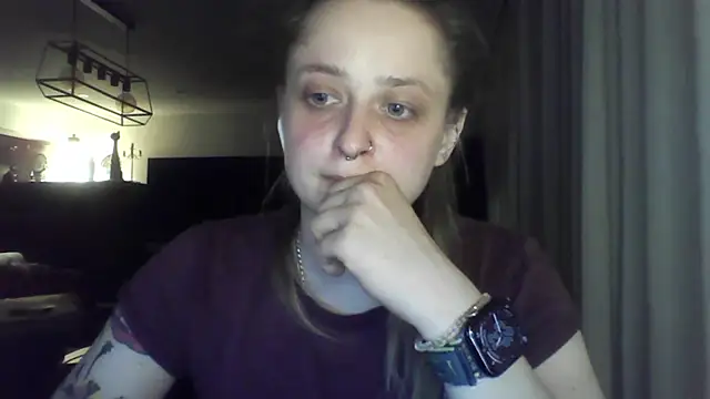 LeaWetGirl webcam
