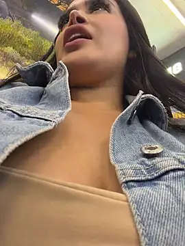 Sara_fun webcam