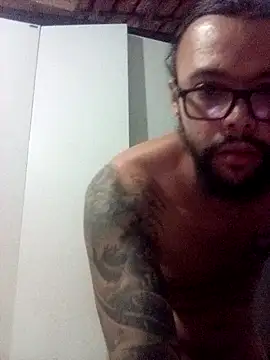 Gfoliveira live cam on StripChat