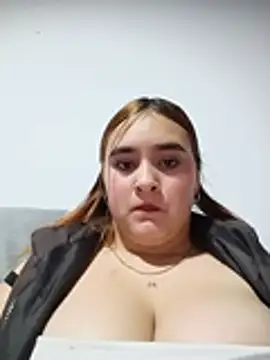 katty_42 (Ask my age) - Nipples clamps