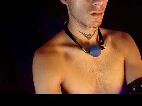 dark_men1 live cam on StripChat