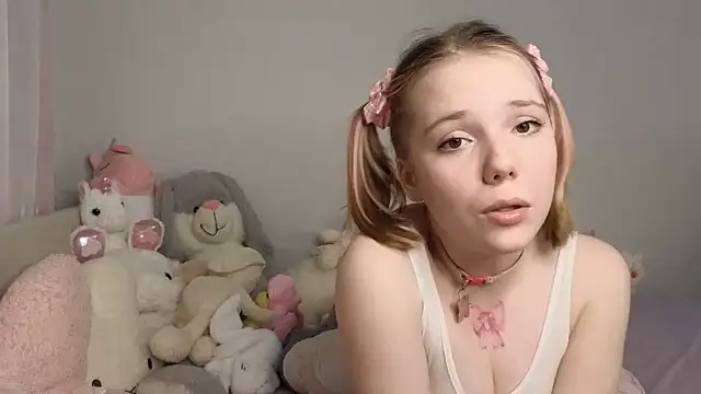 PrincessLittleKiki webcam