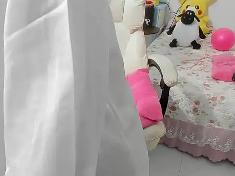 LuckyBabe_new01 webcam