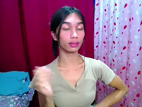 katrina_bigcock69 webcam