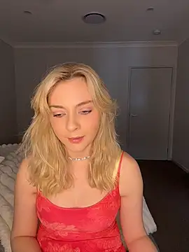 Lotttiee webcam