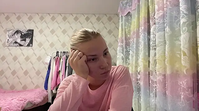 LizaBedker webcam