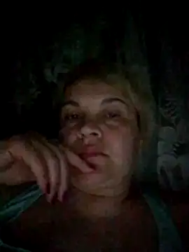 LittleFlower777 webcam