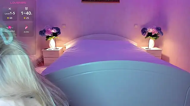 Julie_Blaze