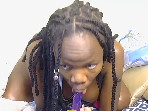 pookie_smiles webcam