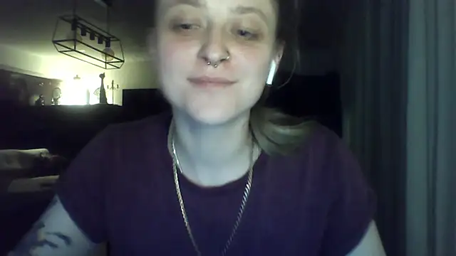 LeaWetGirl live cam on StripChat