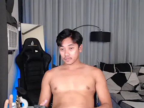 alexsuckable01