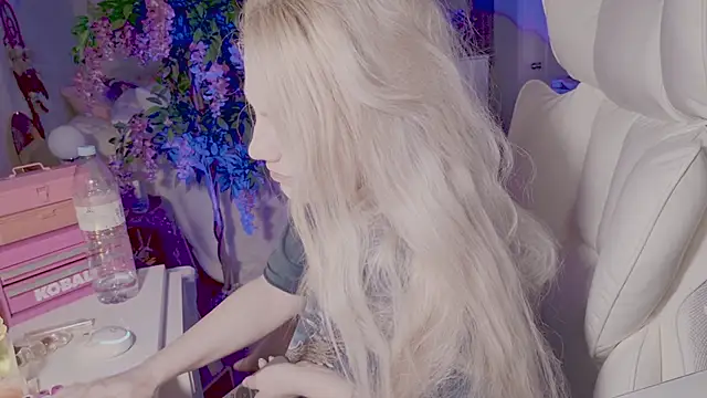Talulaa live cam on StripChat