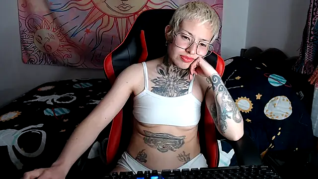 ArrangedFoot webcam