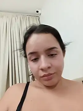 Julieth_hot-69 profile