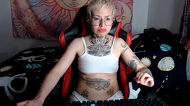 ArrangedFoot webcam