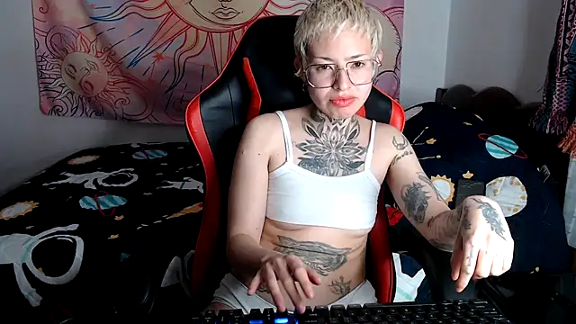 ArrangedFoot webcam