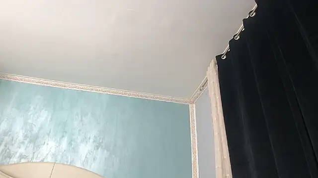LaraLanee webcam