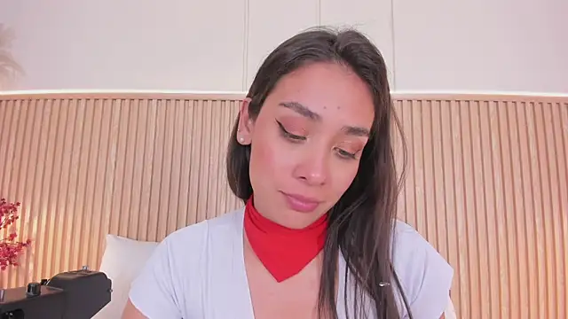 NahimiThompson profile