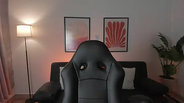 nova_silk profile