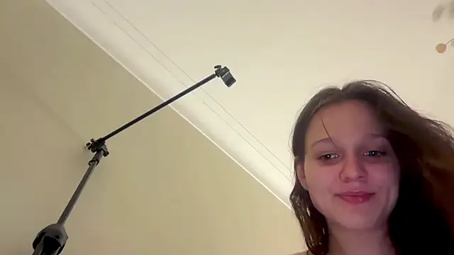 Addelin_Moon webcam