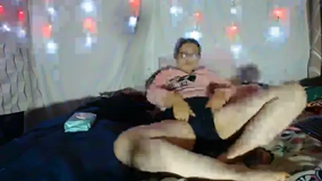 SHARONYJQVI webcam