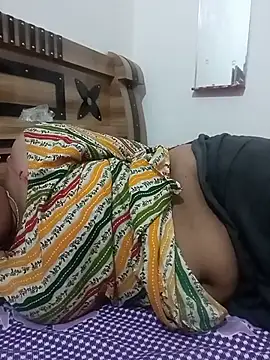 Menka_cut34 webcam