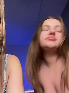 LeilaFloraX webcam
