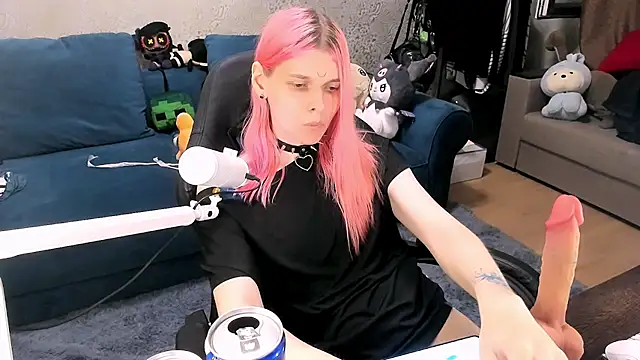 LunaPink69 webcam
