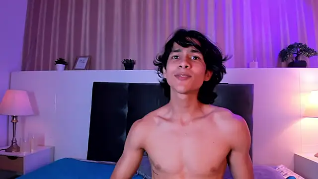 Cheys_Mast live sex cam