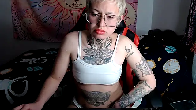 ArrangedFoot webcam