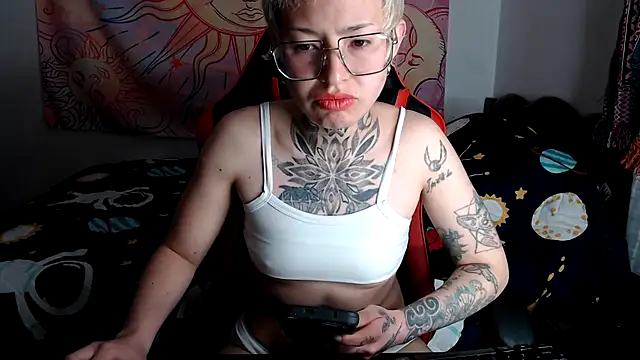 ArrangedFoot webcam