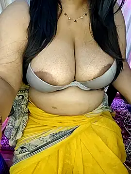 curvy_pooja (F young) - Ice 🧊 on bobbies